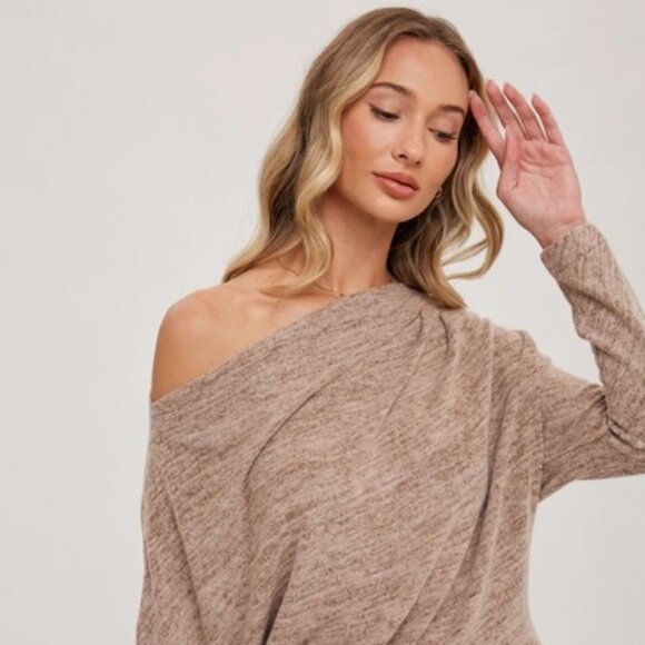FINAL S & L!!!! CLEAR OUT!!!! Heathered One Off Shoulder Knit Top - Picture 2 of 14